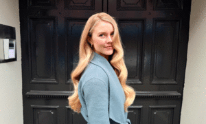 Hollywood-vågor med glans och sidbena