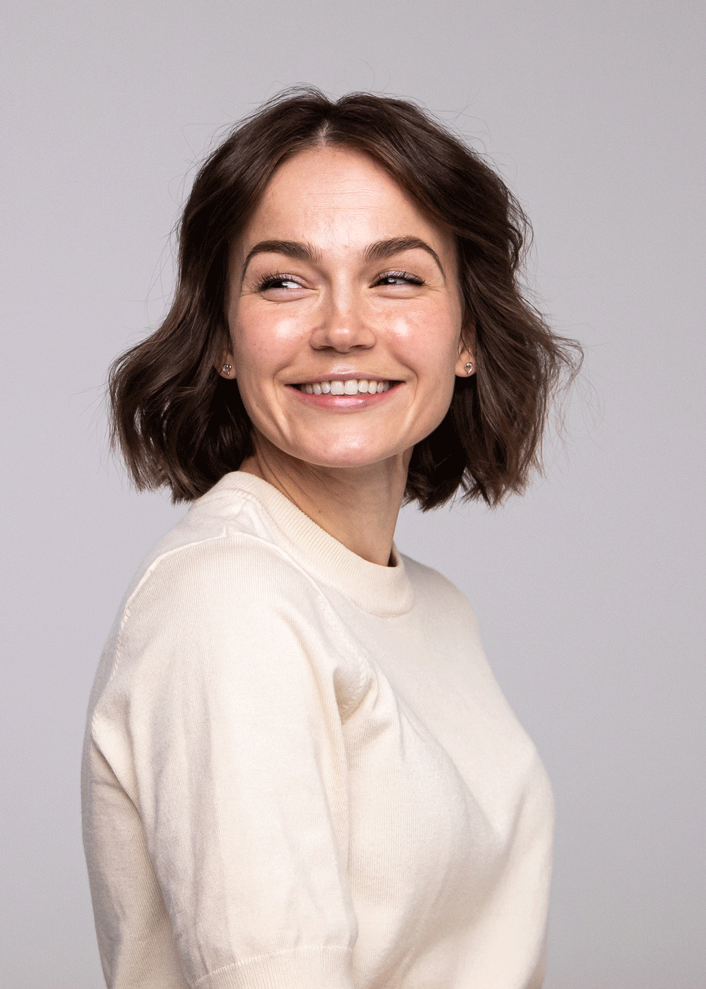 French Bob frisyr med mjuk textur och chic siluett – Nikita Hair